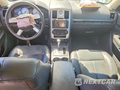 Zdjęcie 8 z 13 samochodu: 2009 CHRYSLER 300 TOURING VIN:2C3LA53VX9H568963 - miniatura