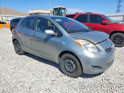 Czwarte zdjęcie samochodu z boku: 2010 TOYOTA YARIS BASE VIN:JTDKT4K30A5294602 - miniatura