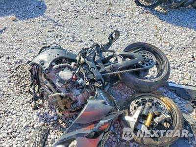 Trzecie zdjęcie samochodu z tyłu: 2026 KAWASAKI ZX1003 B VIN:JKBZXXB17TA001006 - miniatura