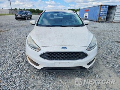 Piąte zdjęcie samochodu w środku: 2017 FORD FOCUS SE VIN:1FADP3F24HL248663 - miniatura