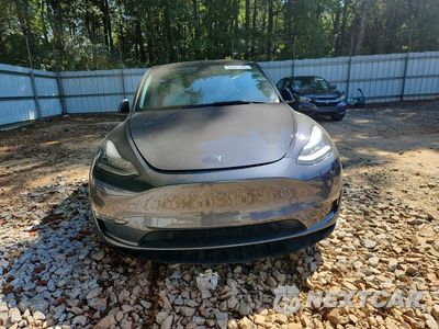 Piąte zdjęcie samochodu w środku: 2021 TESLA MODEL Y VIN:5YJYGDEE8MF263001 - miniatura