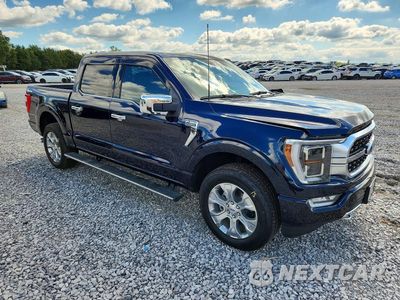 Czwarte zdjęcie samochodu z boku: 2022 FORD F150 SUPERCREW VIN:1FTFW1E56NFB49391 - miniatura