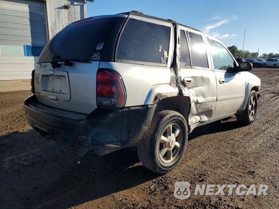 Trzecie zdjęcie samochodu z tyłu: 2009 CHEVROLET TRAILBLAZER LT VIN:1GNDT33SX92106939 - miniatura