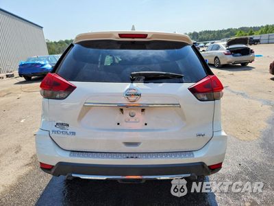 Zdjęcie 6 z 13 samochodu: 2018 NISSAN ROGUE SV VIN:5N1AT2MT3JC778526 - miniatura