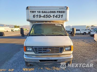 Piąte zdjęcie samochodu w środku: 2006 FORD E450 BOX TRUCK VIN:1FDXE45SX6DA56347 - miniatura