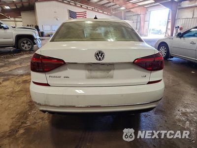 Zdjęcie 6 z 12 samochodu: 2017 VOLKSWAGEN PASSAT SEL PREMIUM VIN:1VWCT7A37HC077784 - miniatura