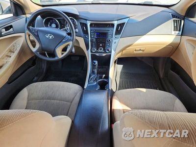 Zdjęcie 8 z 12 samochodu: 2014 HYUNDAI SONATA GLS VIN:5NPEB4AC0EH918955 - miniatura