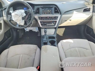 Zdjęcie 8 z 12 samochodu: 2016 HYUNDAI SONATA SPORT VIN:5NPE34AF9GH271014 - miniatura