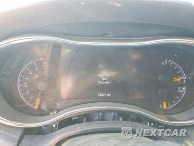 Zdjęcie 9 z 14 samochodu: 2019 JEEP GRAND CHEROKEE LAREDO VIN:1C4RJEAG2KC542778 - miniatura