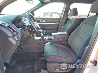 Zdjęcie 7 z 13 samochodu: 2017 FORD EXPLORER XLT VIN:1FM5K8D81HGB27577 - miniatura