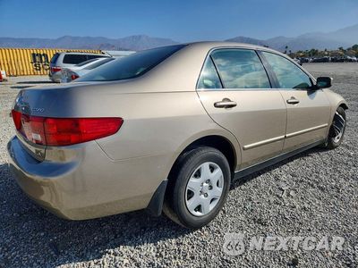 Trzecie zdjęcie samochodu z tyłu: 2005 HONDA ACCORD LX VIN:JHMCM56435C005934 - miniatura