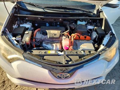 Zdjęcie 12 z 13 samochodu: 2017 TOYOTA RAV4 HYBRID XLE VIN:JTMRJREV1HD102599 - miniatura