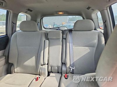 Zdjęcie 10 z 13 samochodu: 2010 TOYOTA HIGHLANDER BASE VIN:5TDZA3EH0AS007260 - miniatura