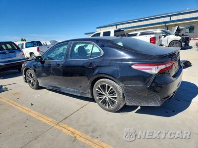Drugie zdjęcie samochodu z przodu: 2020 TOYOTA CAMRY SE VIN:4T1G11AK8LU500000 - miniatura