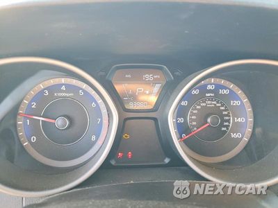 Zdjęcie 9 z 12 samochodu: 2015 HYUNDAI ELANTRA LIMITED VIN:KMHDH4AE0FU382149 - miniatura