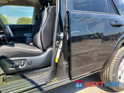 Zdjęcie 13 z 14 samochodu: 2020 TOYOTA 4RUNNER SR5 VIN:JTEBU5JR3L5742306 - miniatura