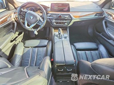 Zdjęcie 8 z 12 samochodu: 2018 BMW 540 XI VIN:WBAJE7C5XJWD53253 - miniatura