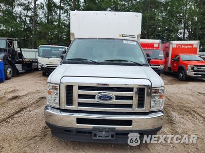 Piąte zdjęcie samochodu w środku: 2021 FORD E350 DELIVERY TRUCK VIN:1FDWE3FN2MDC20170 - miniatura
