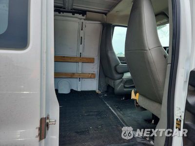 Zdjęcie 10 z 12 samochodu: 2023 CHEVROLET EXPRESS G2500 DELIVERY VAN VIN:1GCWGAFP3P1141486 - miniatura