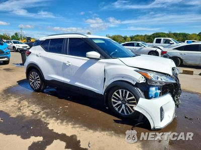 Czwarte zdjęcie samochodu z boku: 2022 NISSAN KICKS SV VIN:3N1CP5CV0NL525795 - miniatura