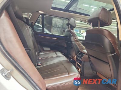 Zdjęcie 11 z 13 samochodu: 2016 BMW X5 XDR40E VIN:5UXKT0C58G0F74560 - miniatura