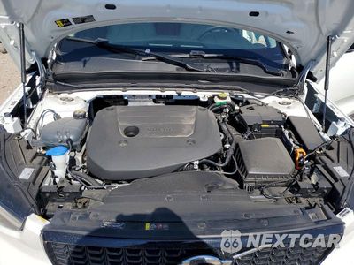 Zdjęcie 11 z 12 samochodu: 2025 VOLVO XC40 PLUS VIN:YV4L12UC5S2453822 - miniatura