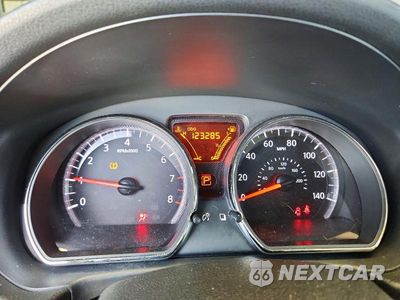 Zdjęcie 9 z 12 samochodu: 2014 NISSAN VERSA 1.6 SV VIN:3N1CN7AP6EL808210 - miniatura