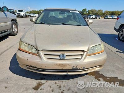 Piąte zdjęcie samochodu w środku: 2002 HONDA ACCORD LX VIN:1HGCG16452A029825 - miniatura