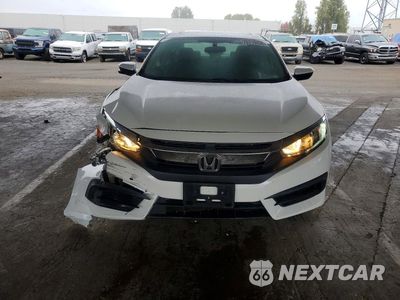 Piąte zdjęcie samochodu w środku: 2017 HONDA CIVIC EX VIN:19XFC2F72HE231907 - miniatura