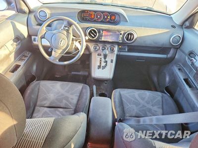 Zdjęcie 8 z 13 samochodu: 2015 SCION XB BASE VIN:JTLZE4FE0FJ070060 - miniatura