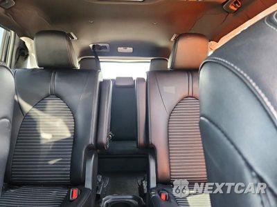 Zdjęcie 10 z 14 samochodu: 2025 TOYOTA HIGHLANDER XSE VIN:5TDKDRBH5SS582469 - miniatura