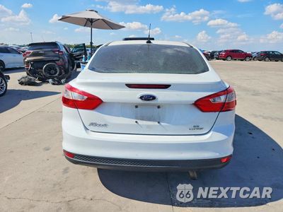 Zdjęcie 6 z 12 samochodu: 2014 FORD FOCUS SE VIN:1FADP3F26EL155333 - miniatura