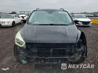 Piąte zdjęcie samochodu w środku: 2017 FORD ESCAPE TITANIUM VIN:1FMCU9JD6HUA04724 - miniatura