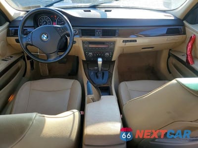 Zdjęcie 8 z 12 samochodu: 2009 BMW 328 XI VIN:WBAPK73599A450257 - miniatura