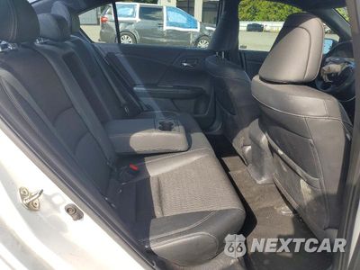 Zdjęcie 10 z 13 samochodu: 2016 HONDA ACCORD SPORT VIN:1HGCR2F56GA119386 - miniatura