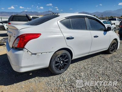 Trzecie zdjęcie samochodu z tyłu: 2018 NISSAN VERSA SV VIN:3N1CN7AP0JK394633 - miniatura