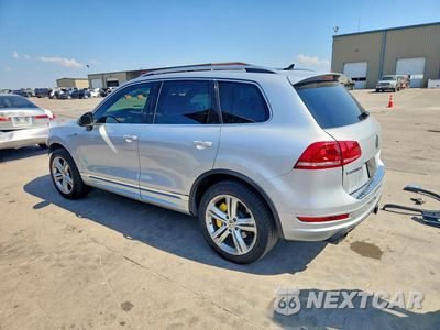 Drugie zdjęcie samochodu z przodu: 2014 VOLKSWAGEN TOUAREG V6 VIN:WVGDF9BP9ED002775 - miniatura