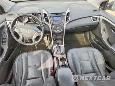 Zdjęcie 8 z 12 samochodu: 2013 HYUNDAI ELANTRA GT BASE VIN:KMHD35LE2DU097046 - miniatura