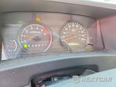 Zdjęcie 9 z 12 samochodu: 2017 ISUZU NPR HD BOX TRUCK VIN:54DC4W1B5HS808697 - miniatura