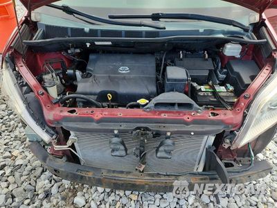 Zdjęcie 12 z 14 samochodu: 2013 TOYOTA SIENNA LE VIN:5TDKK3DC1DS389954 - miniatura
