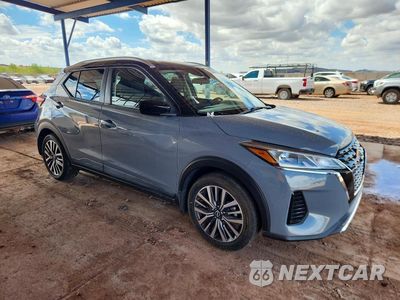 Czwarte zdjęcie samochodu z boku: 2022 NISSAN KICKS SV VIN:3N1CP5CV3NL500003 - miniatura