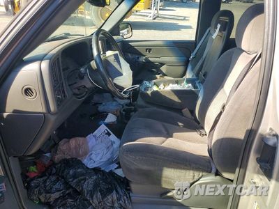 Zdjęcie 7 z 12 samochodu: 2005 CHEVROLET SILVERADO C1500 VIN:2GCEC19V851142173 - miniatura