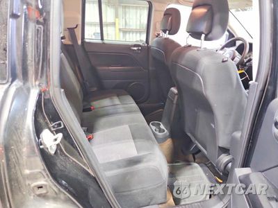 Zdjęcie 10 z 12 samochodu: 2014 JEEP COMPASS SPORT VIN:1C4NJCBA9ED747543 - miniatura