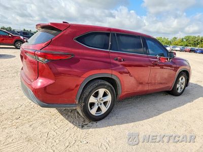 Trzecie zdjęcie samochodu z tyłu: 2020 TOYOTA HIGHLANDER LE VIN:5TDZZRAH8LS011061 - miniatura