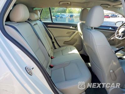 Zdjęcie 10 z 12 samochodu: 2019 VOLKSWAGEN GOLF S VIN:3VWG57AUXKM009179 - miniatura