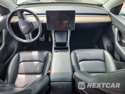 Zdjęcie 8 z 13 samochodu: 2020 TESLA MODEL Y VIN:5YJYGDEE6LF006725 - miniatura