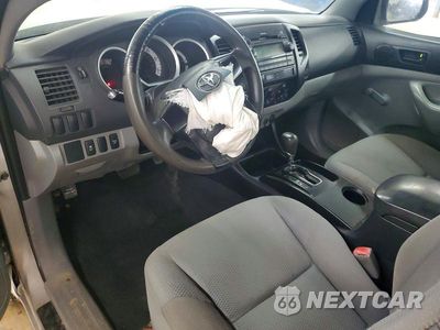 Zdjęcie 8 z 12 samochodu: 2012 TOYOTA TACOMA BASE VIN:5TFPX4EN7CX011661 - miniatura