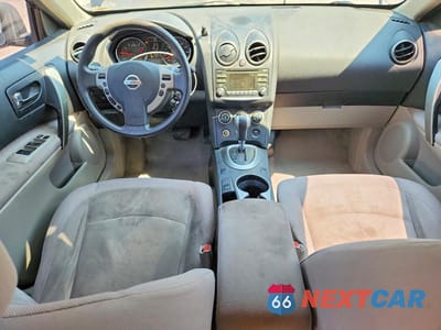 Zdjęcie 8 z 13 samochodu: 2013 NISSAN ROGUE S VIN:JN8AS5MT8DW036574 - miniatura