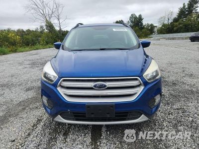 Piąte zdjęcie samochodu w środku: 2018 FORD ESCAPE SE VIN:1FMCU0GD0JUB08036 - miniatura