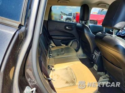 Zdjęcie 10 z 12 samochodu: 2018 JEEP COMPASS LATITUDE VIN:3C4NJCBB2JT466312 - miniatura